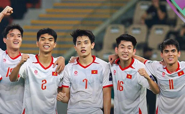 Đá gà trực tuyến AW8